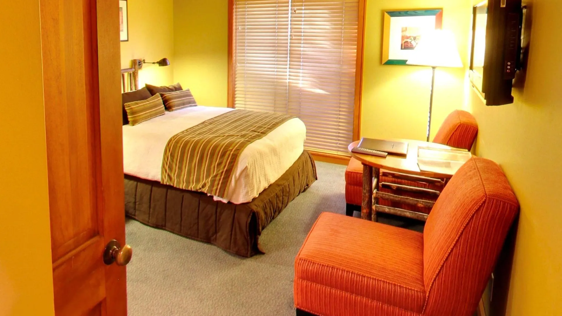 Hilton Grand Vacations Club Whistler Hotel