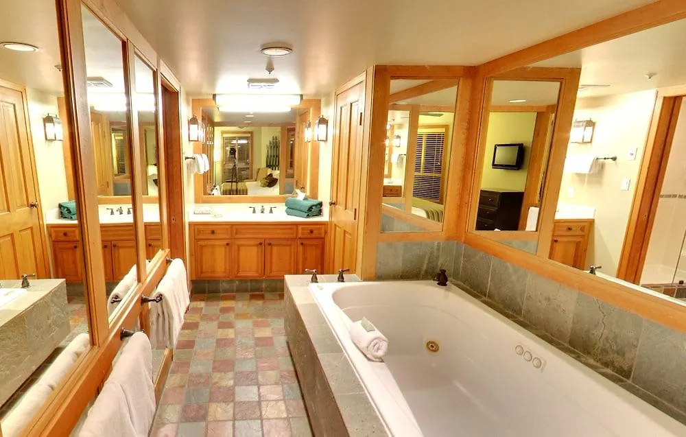 Hilton Grand Vacations Club Whistler Ξενοδοχείο Καναδάς
