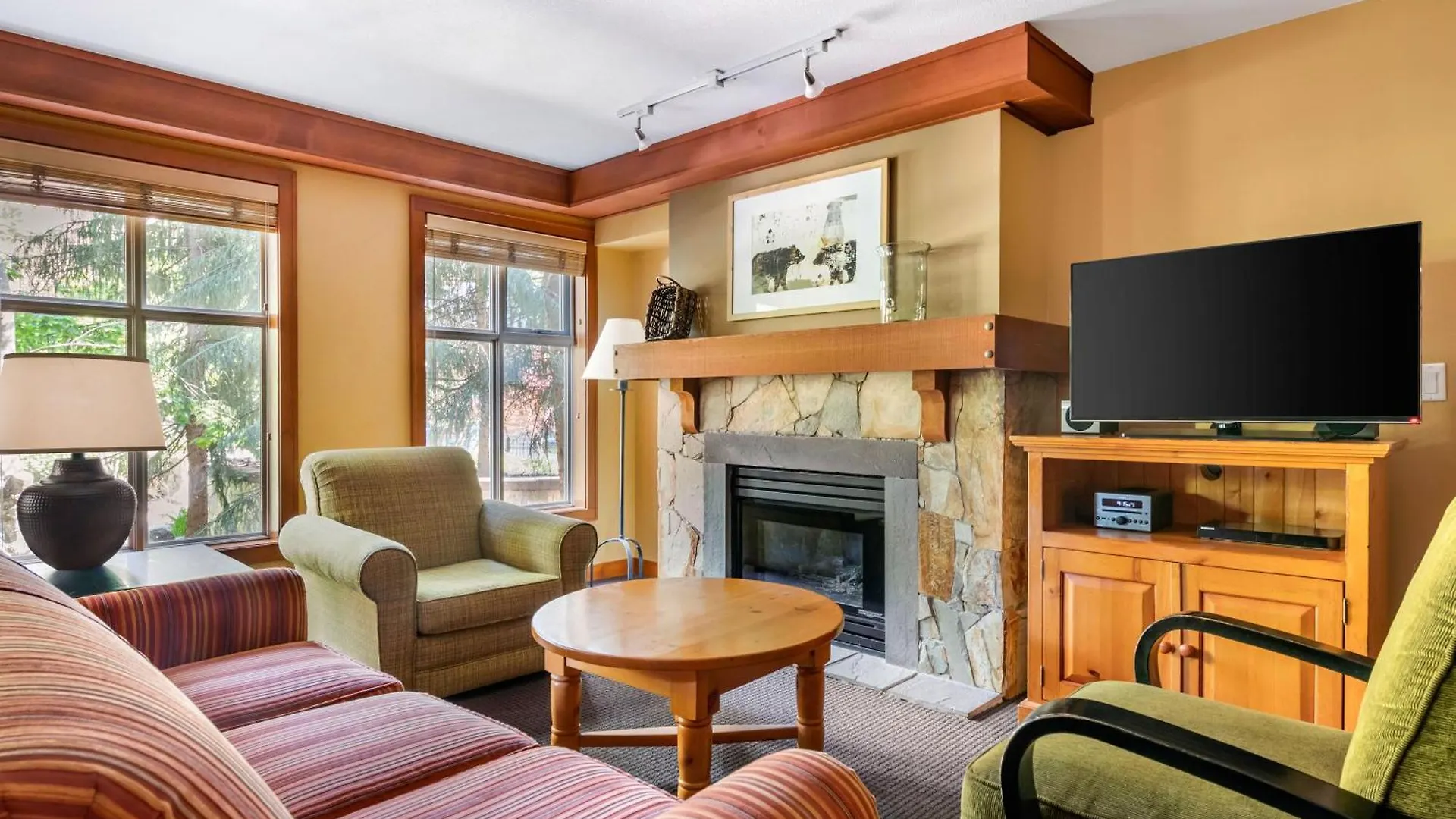 Hilton Grand Vacations Club Whistler Hotel 3*,